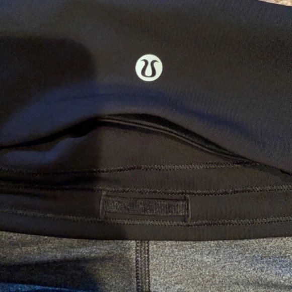 Lululemon - Picture 5 of 7